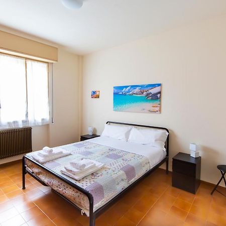 Apartamento La Casa Di Vittoria San Lorenzo al Mare Exterior foto