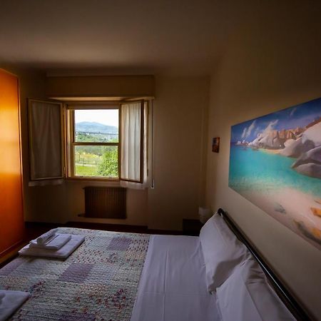 Apartamento La Casa Di Vittoria San Lorenzo al Mare Exterior foto