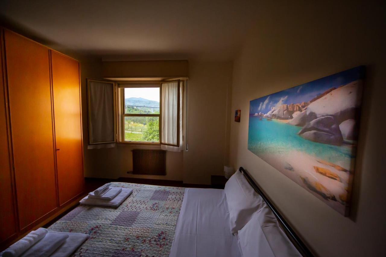 Apartamento La Casa Di Vittoria San Lorenzo al Mare Exterior foto