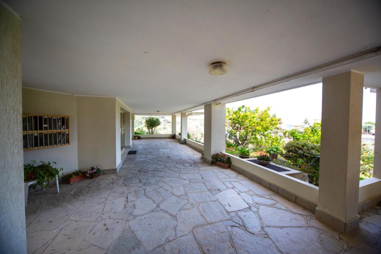 Apartamento La Casa Di Vittoria San Lorenzo al Mare Exterior foto