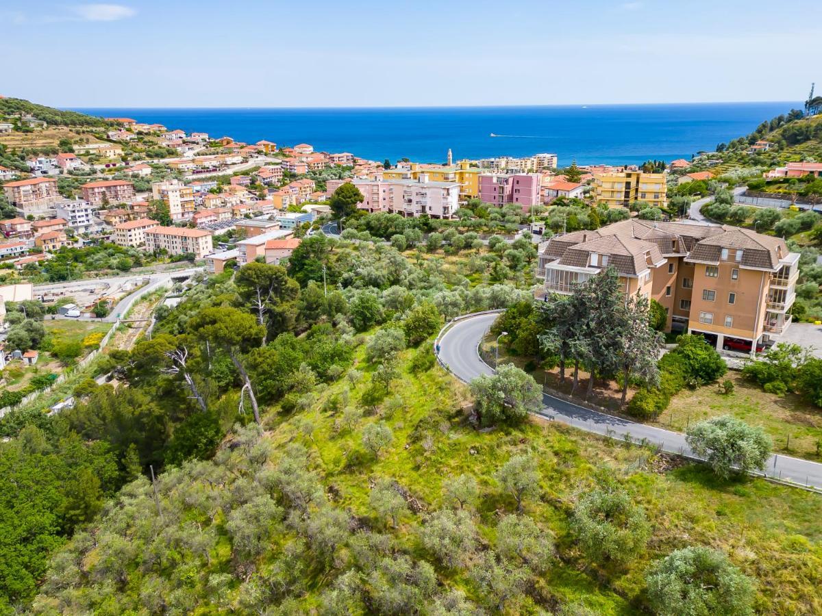 Apartamento La Casa Di Vittoria San Lorenzo al Mare Exterior foto